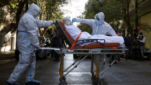 KORONA NE POSUSTAJE: U Grčkoj skoro 2.500 novozaraženih, preminulo 14 osoba
