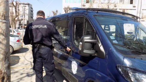 POLICIJA PRONAŠLA DROGU: Leskovčani uhapšeni u okolini Bojnika