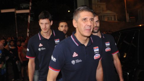 РАСТАНАК СА КОВАЧЕМ: Одбојкашки савез Србије раскинуо сарадњу са досадашњим селектором
