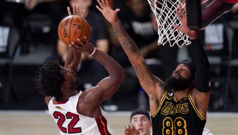 NBA: Majami produžio finalnu seriju, tripl-dabl Batlera