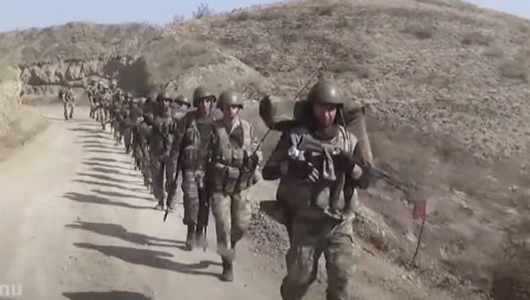 ПОБОЉШАЊЕ СПЕЦИЈАЛНИХ СНАГА: Војне вежбе Азербејџана, Турске и Пакистана у Бакуу