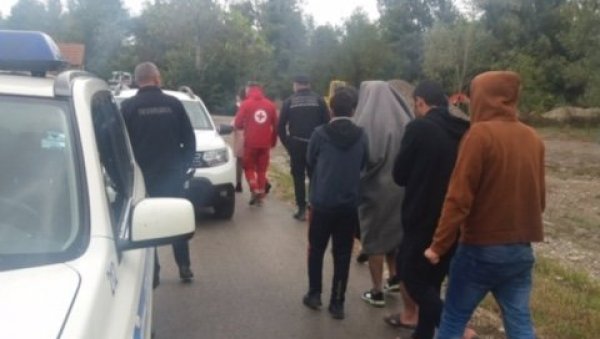 СПАСЕНО СЕДАМ ИЛЕГАЛНИХ МИГРАНАТА: Гранична полиција Зворник спречила трагедију на Дрини
