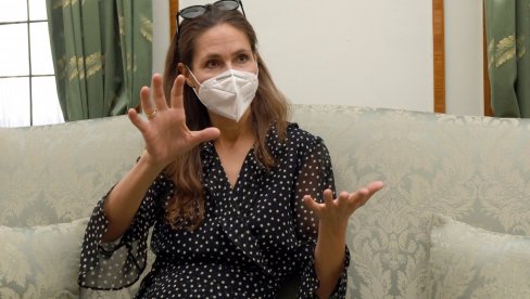 ČEŠKA AUTORKA BLANKA ČEHOVA O KNJIZI TOTAL BALKAN: Iskustva sa Kosova i Metohije