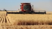 ZA POMOĆ AGRARU PET MILIONA DINARA: Opština Senta pomaže poljoprivrednicima