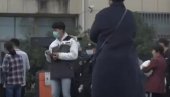 ПОЧЕЛА ВАКЦИНАЦИЈА ПРОТИВ КОРОНЕ У КИНИ: Стотине људи стоји у редовима, ево колико кошта лек (ВИДЕО)