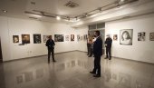OMAŽ VELIKIM UMETNICIMA: Portreti velikana srpskog glumišta u Galeriji u Bijeljini