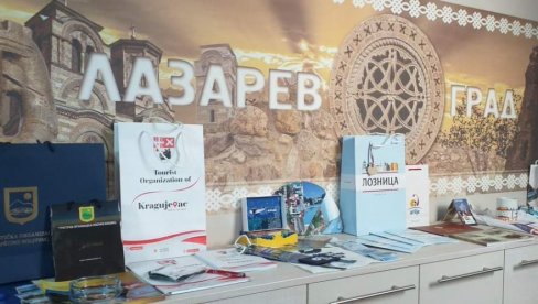 ZAVIČAJU OBRAZ OSVETLALI: Veliki uspeh TO Loznica na sajmu u Kruševcu