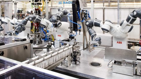 BUDUĆNOST NE IZGLEDA TAKO SVETLO: Roboti će ugasiti 85 miliona radnih mesta, korona ubrzala proces