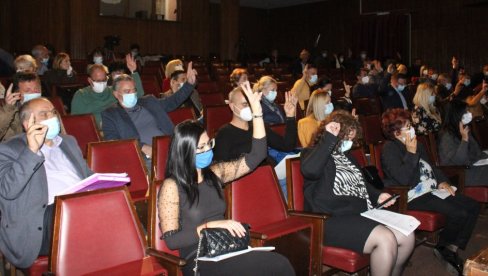 NOVI KADROVI U PARAĆINU: Odbornička većina Srpske napredne stranke imenovala nove čelnike više javnih ustanova i preduzeća