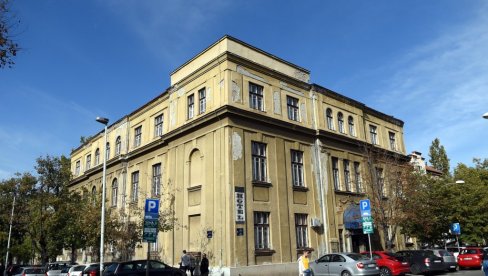 HOTEL DOM ZA 2.000.000 EVRA: Oglašena prodaja poslovne zgrade, bivšeg Jugoslovenskog učiteljskog doma,  na Savskom vencu