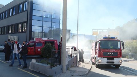 У ДВА ДАНА ДВА ПОЖАРА: Ватрогасци гасили ватру на Ублима и у Мељинама (ФОТО)