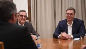 VUČIĆ SE SASTAO SA JOAKIMOM FAJFEROM: Predsednik Srbije razgovarao sa poslanikom Bundestaga o privlačenju novih investicija (FOTO)