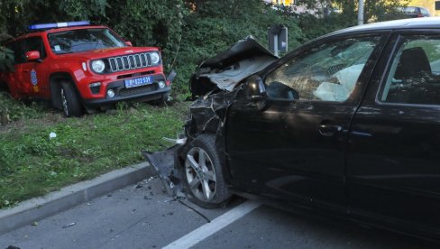 „KARAMBOL“ BEZ ŽRTAVA: Saobraćajni udes na Ibarskoj magistrali (FOTO)