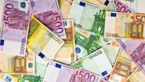 ПРАЊЕ НОВЦА У ХРВАТСКОЈ: Казна за Загребачку банку 4,3 милиона евра