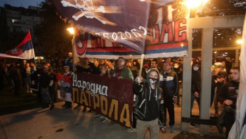 Протест у Београду: Екстремисти против боравка миграната у престоници