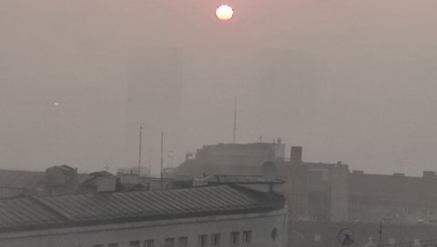 ВАЗДУХ НАМ СВЕ ЦРВЕНИЈИ: Београд и неколико других градова Србије, по подацима сајта Ервизуал, често међу најзагађенијима у свету