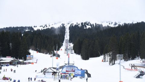 ON SKIING ONLY WITH STRICT CONDITIONS: The season has just begun, and those who do not respect the measures can be removed from the track