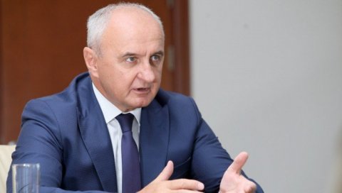 КОЛЕГИЦА МИНИСТАРКА ПОТВРДИЛА: „Министар Петар Ђокић изашао са седнице, није је напустио