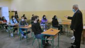 SAPLITALI SE NA AKCENTIMA: Šta je srednjoškolce najviše mučilo na probi velike mature, polagali srpski jezik