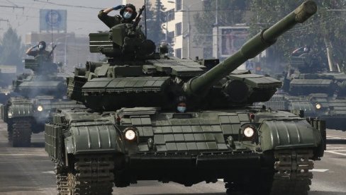RAT U UKRAJINI: Mobilisani iz Rusije počeli su da koordiniraju u sastavu tenkovskih jedinica (VIDEO)