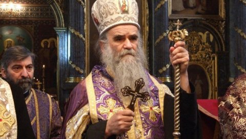 ВРАТИО НАРОД, ОБНОВИО 650 ЦРКАВА: Доласком Амфилохија на трон митрополита 1990. године почела је духовна обнова и преображај црне горе