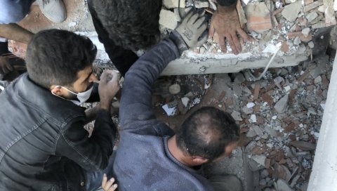 ЦРНИ БИЛАНС: Број жртава земљотреса у Турској повећан на 51