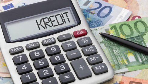 NAROD U PANICI: Hrvatske banke do kraja godine smanjuju prećutne minuse na računima