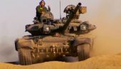 АСАД ГОМИЛА ТЕНКОВЕ КОД АЛЕПА: Утврђује се одбрана тенковима Т-90, спрема контраудар (ВИДЕО)