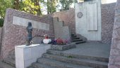 KRVAVO KOLO SE SPREMA: Oskrnavljen spomenik palim borcima u Drugom svetskom ratu na Savini