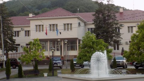 ЈОШ ЈЕДНА ОПШТИНА У СРБИЈИ ПРОГЛАСИЛА ВАНРЕДНУ СИТУАЦИЈУ: Нагли пораст броја заражених, затварају се вртићи
