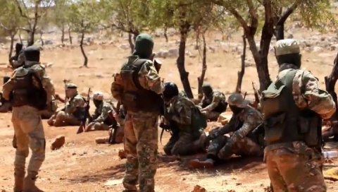 СУКОБ СА ЏИХАДИСТИМА: Војска Нигера налетела на стотине побуњеника, погинуло 12 војника