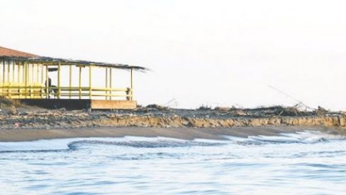 NAPER ZADRŽAVA PESAK: Profesor dr Savo Petković o načinu da se zaustavi erozija plaže na Adi Bojani