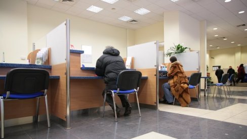 ОВО ЈЕ НАЈСКУПЉИ ДУГ У СРБИЈИ: Каква је разлика између дозвољеног и недозвољеног минуса и када их треба користити?