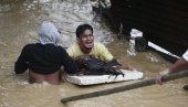 DRAMA NA FILIPINIMA: Tajfun Vamko odneo najmanje 39 života, desetine nestalo (FOTO)