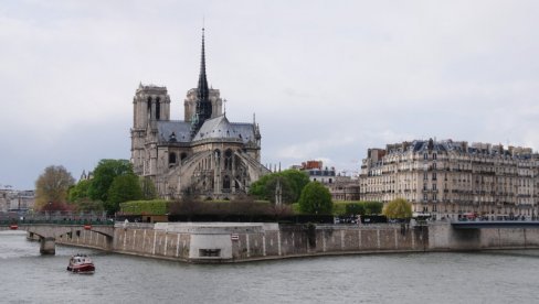 PARIZ POD KLJUČEM TRI NEDELJE? Preventivno pooštravanje mera u francuskoj prestonici