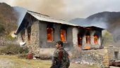 ТРАГИЧНИ ПРИЗОРИ У НАГОРНО-КАРАБАХУ: Јермени пале домове како не би отишли у руке Азербејџана (ВИДЕО)