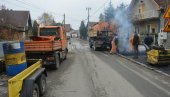 КРАЈ РАДОВА У ОСТРУЖНИЦИ: Постављен асфалт испред ОШ Карађорђе