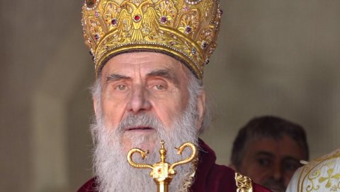 ФОТОГРАФИЈА ЗА ПАМЋЕЊЕ: Три српска патријарха Герман, Павле и Иринеј на једној слици!