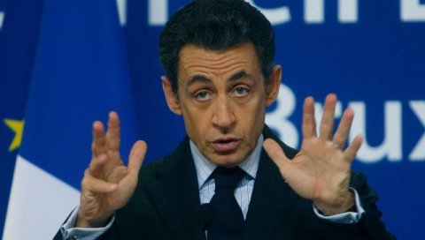 ВРЕМЕ ЈЕ ДА СЕ СТВОРЕ ИНСТИТУЦИЈЕ 21. ВЕКА: Саркози поручио Макрону - Ништа не функционише