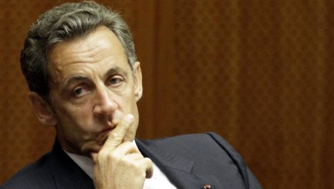ТО ЈЕ САМО ПРОВОЦИРАЊЕ ПУТИНА Саркози: Можемо ли да размишљамо да се извучемо из сукоба, а не да уронимо у светски рат