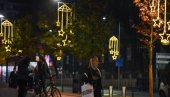 BLIŽE NAM SE PRAZNICI: Puštena novogodišnja rasveta u Beogradu