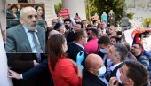 NAPAD NA LONČARA I RISTIČEVIĆA: Sutra počinje suđenje Bošku Obradoviću i pristalicama “Dveri” za nasilničko ponašanje ispred Skupštine