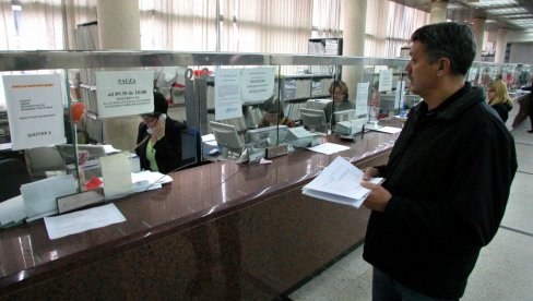 ЗАБОРАВИТЕ НА ЧЕКАЊЕ ПРЕД ШАЛТЕРИМА: Ново саопштење Пореске управе