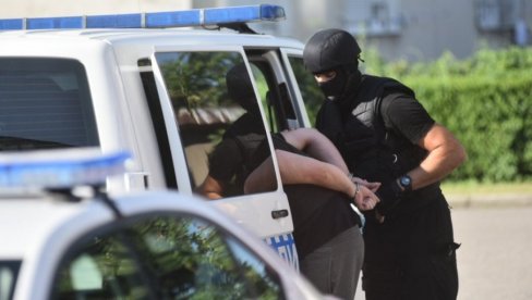 RAZBIJENA ORGANIZOVANA KRIMINALNA GRUPA: Akcijom policije uhapšene četiri osobe osumnjičene da su počinili više krivičnih dela u EU
