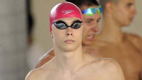 ANDREJ BARNA DALEKO OD POLUFINALA: Naš najbolji plivač ostvario 40. vreme na 50 m slobodno na SP u Fukuoki