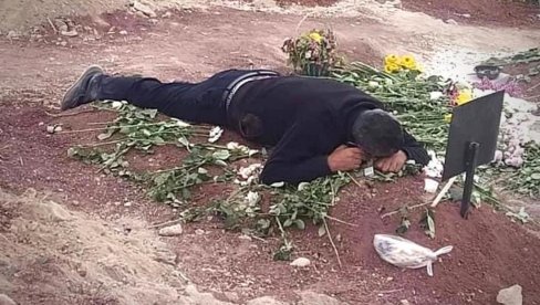 НАЈТУЖНИЈА ФОТОГРАФИЈА РАТА НА КАВКАЗУ: Иза ње се крије срцепарајућа прича