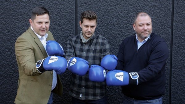 С ЉУБОМ ВРАПЧЕТОМ ДО РУСИЈЕ: Директан пренос представе Кад су цветале тикве БДП најавиће светско првенство у боксу у Београду