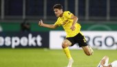 ULOG U BUDUĆNOST: Rejna produžio ugovor sa Dortmundom do 2025. godine