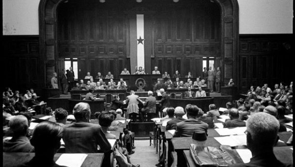 ЛЕГАЛНИ ТЕРОР МАЊИНЕ НАД ВЕЋИНОМ: Последњи Устав  СФРЈ био је завршни чин правног распада заједничке државе