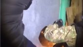 SNIMAK SPASAVANJA DETETA IZ RUKU PEDOFILA: Oteo dečaka, silovao ga i držao 52 dana u bunkeru (VIDEO)